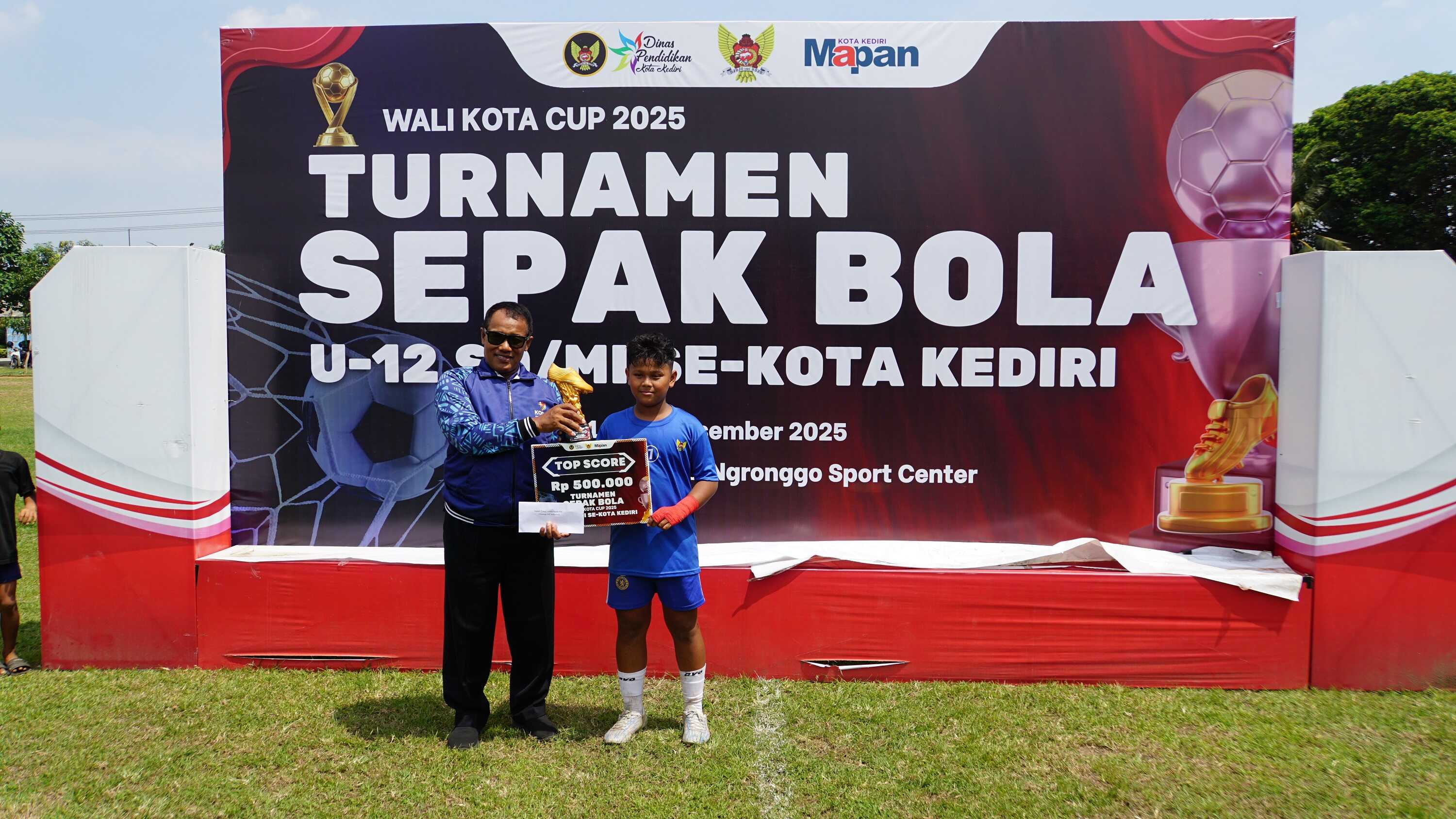 top-score-dsc03935_optimized